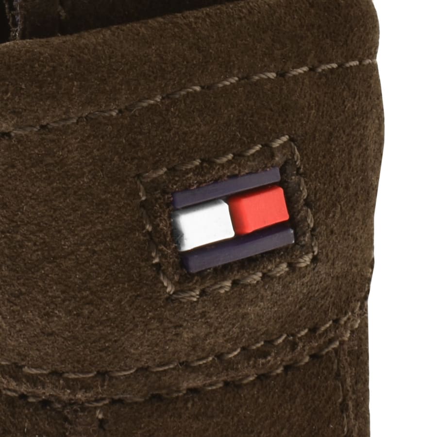 Tommy hilfiger essential suede chelsea boots in brown discount